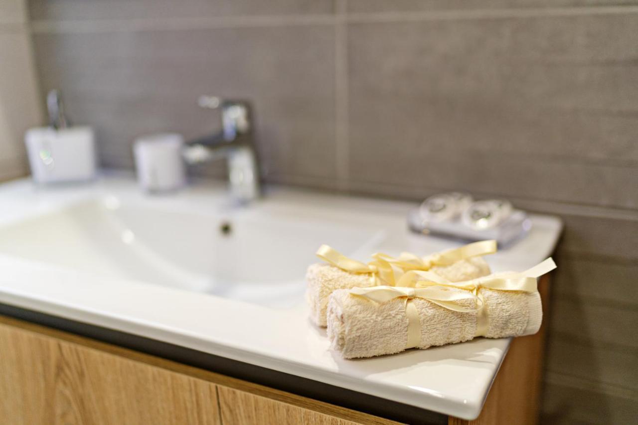 White & Gray Apartment Rethymno  Luaran gambar